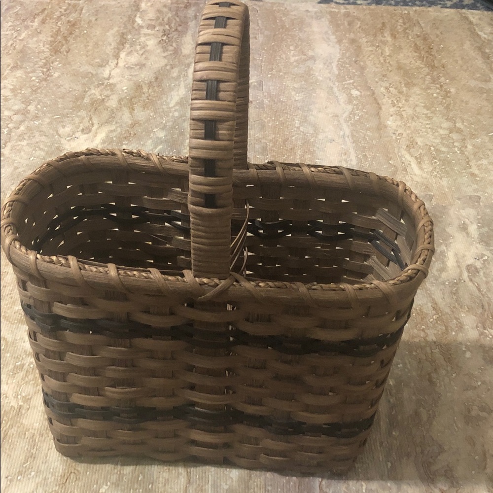 Woven Brown Vintage Handmade Wine Basket   with Handle